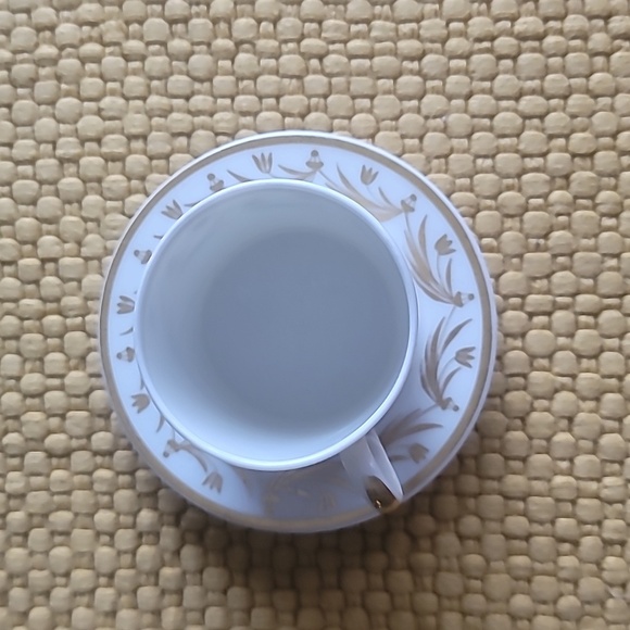 Vintage porcelain gold gilded coffee cup and saucer - Picture 2 of 11